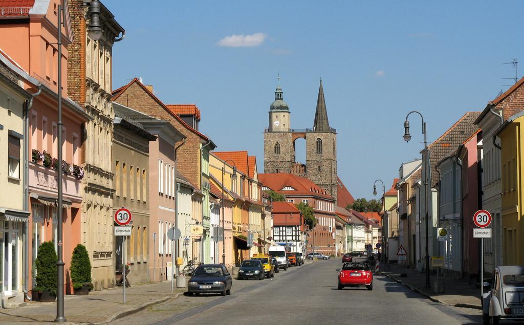 Landhaus Heinrichshof Hotel Jüterbog Екстериор снимка